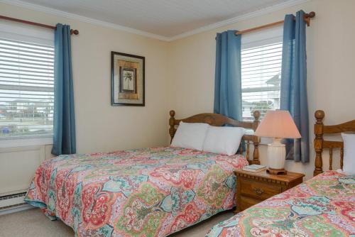The Beach Fact Oar by Oak Island Accommodations - photo 28