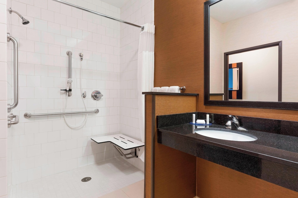 Fairfield Inn & Suites Mankato - photo 13