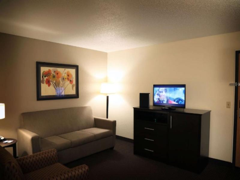 AmericInn by Wyndham Wadena - photo 17