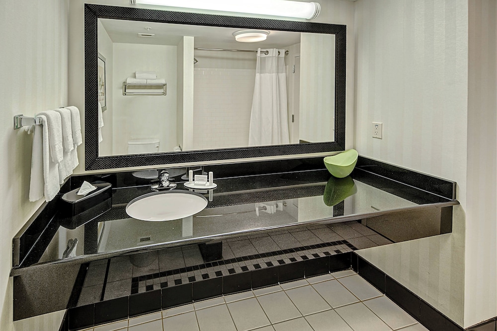 Fairfield Inn & Suites by Marriott Naples - photo 15