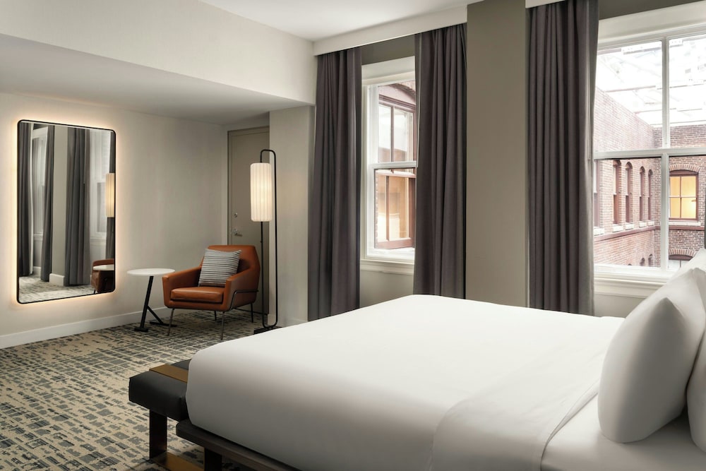 Courtyard by Marriott Philadelphia Downtown - photo 9