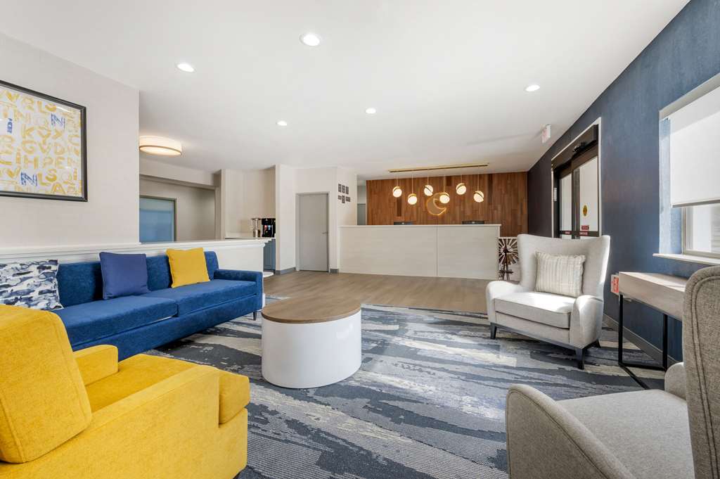 Comfort Inn Kendallville IN - photo 8