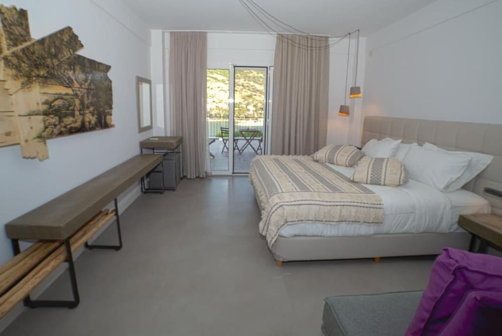 Evia Silence Boutique Hotel — Aliveri — photo 5