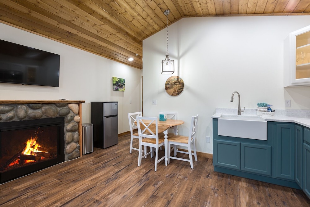 Woodland Inns - photo 8