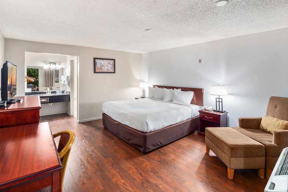 Inn at Lake Washington By OYO I 405 - photo 13