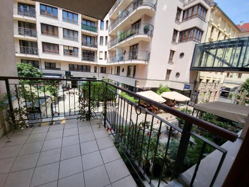 BDA H10 Apartment Budapest — 4-Star Luxury Hotel in Budapest, Hungary