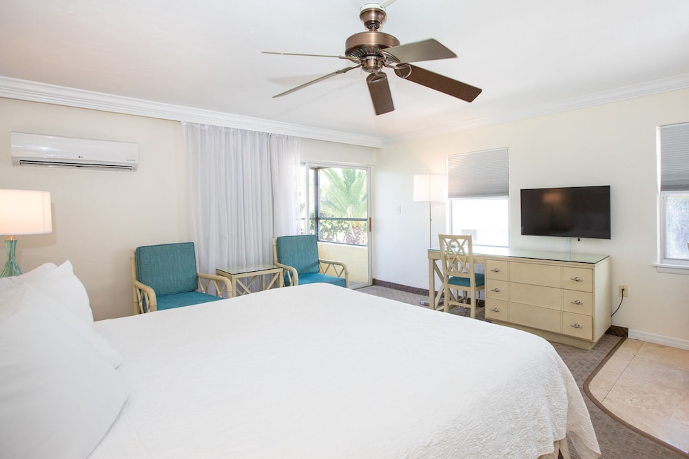 Tween Waters Island Resort & Spa - photo 21