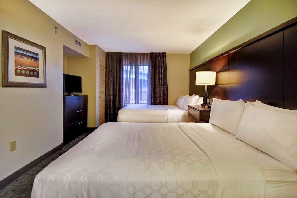 Staybridge Suites Middleton Madison West by IHG - photo 18
