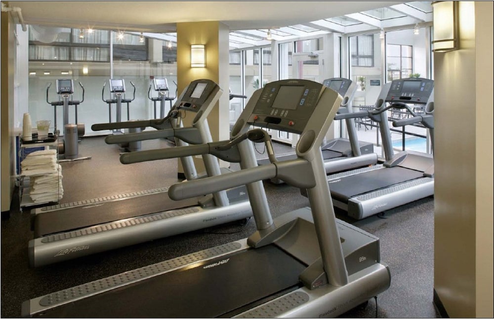 Crowne Plaza Chicago Ohare Hotel & Conf Ctr by IHG - photo 27
