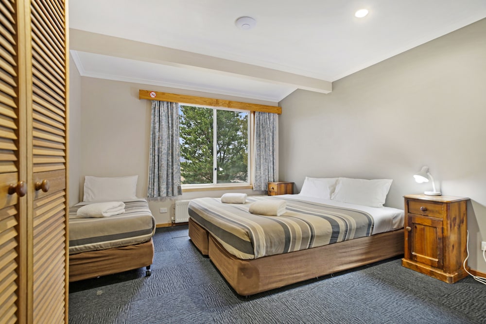 Providence Park — Cooma