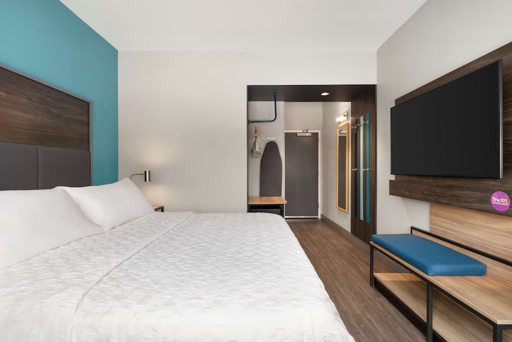 Tru By Hilton Albany Airport NY - photo 8