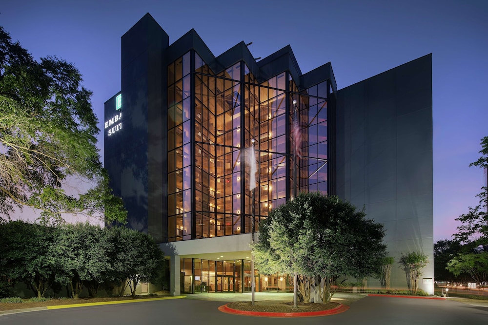 Embassy Suites by Hilton Atlanta Perimeter Center - photo 49