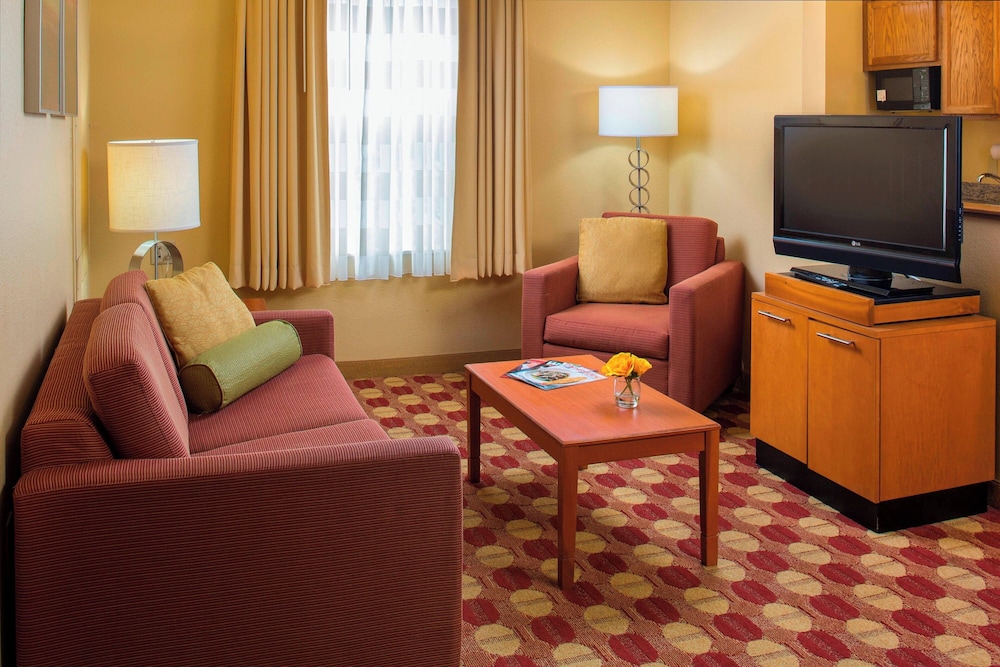 TownePlace Suites by Marriott Metairie New Orleans - photo 19