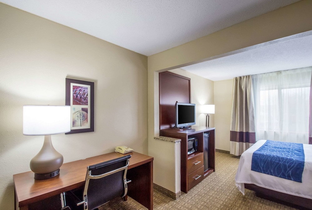 Quality Inn & Suites Green Bay Ashwaubenon - photo 31