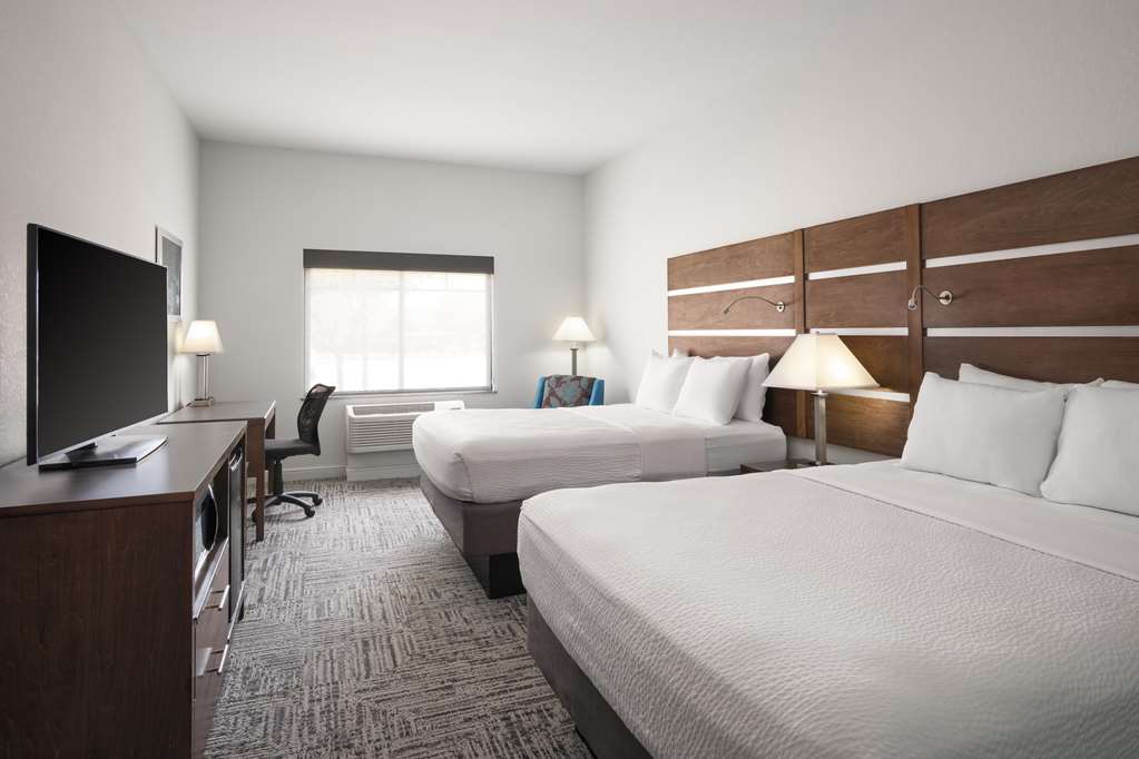 Best Western Plus College Station Inn & Suites - photo 25