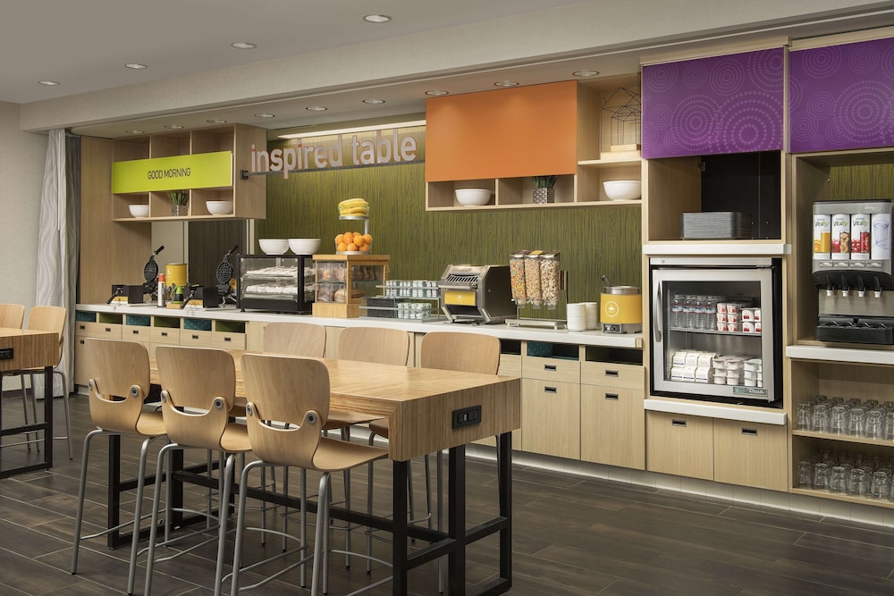Home2 Suites by Hilton Clovis Fresno Airport - photo 35