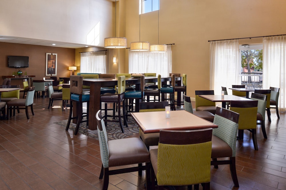 Hampton Inn & Suites Cape Coral Fort Myers Area FL - photo 8