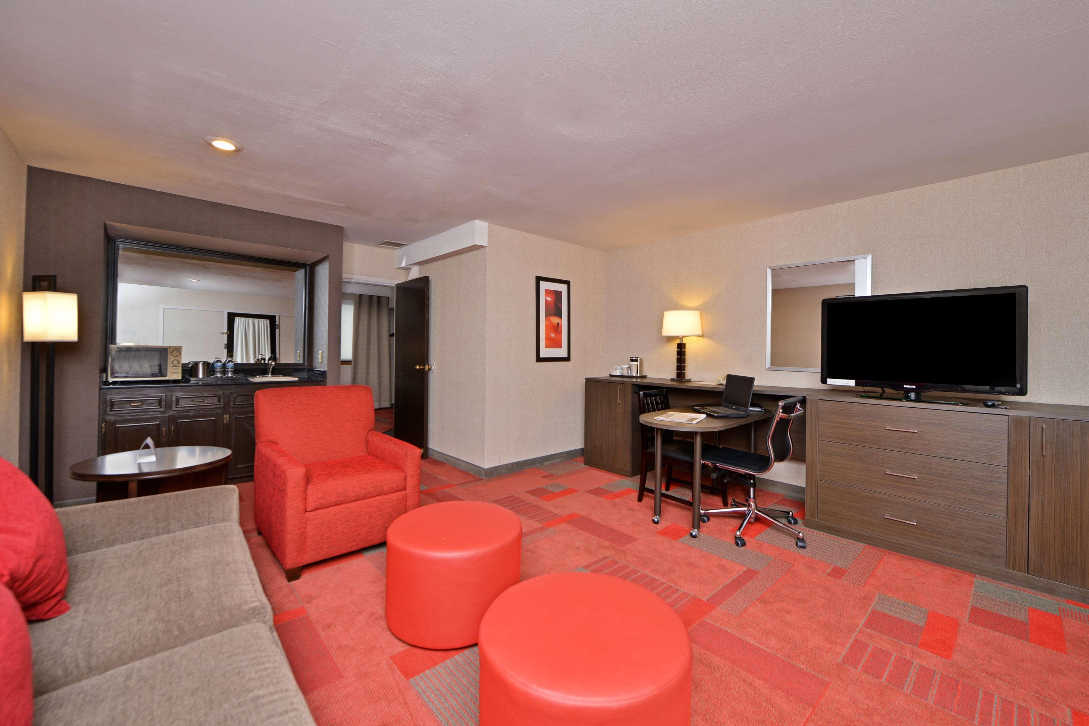 Radisson Hotel Madison - photo 45