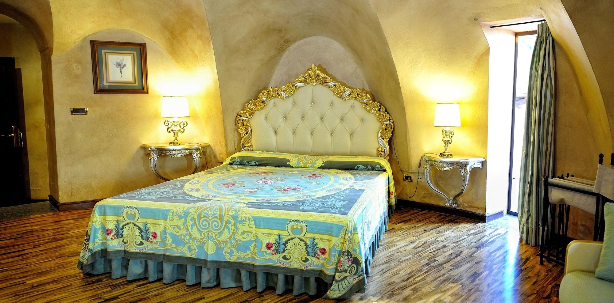 Hotel Porto Pirgos — 5-Star Luxury Hotel in Parghelia, Italy
