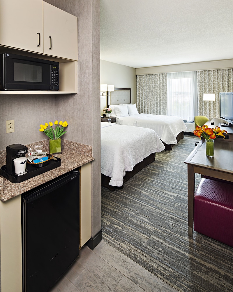 Hampton Inn & Suites Palm Desert - photo 6