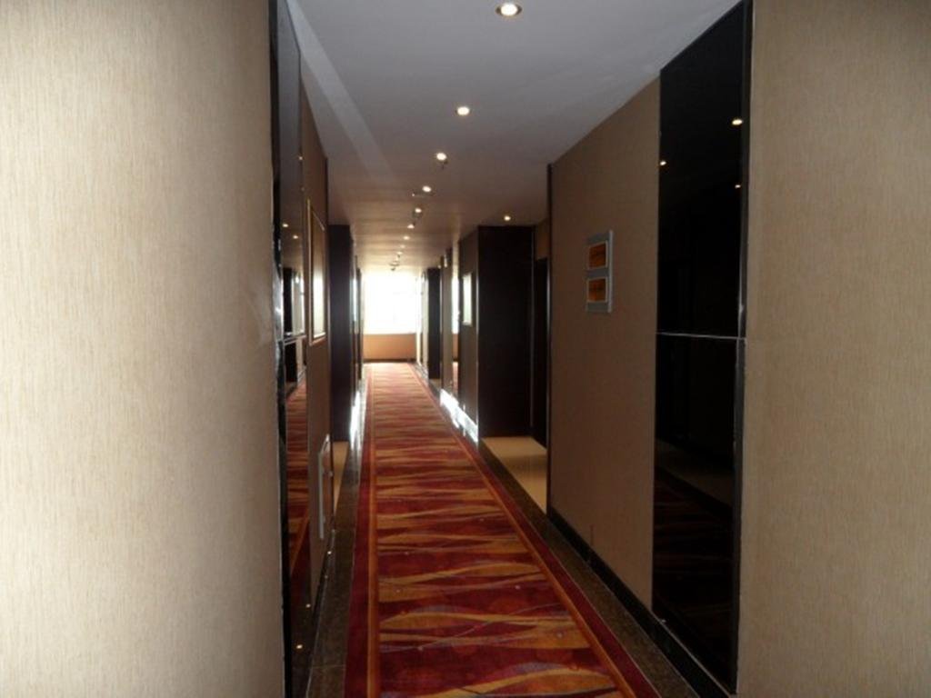 Changbai Mountain Minghu Hotel — hotel in Tongzilin