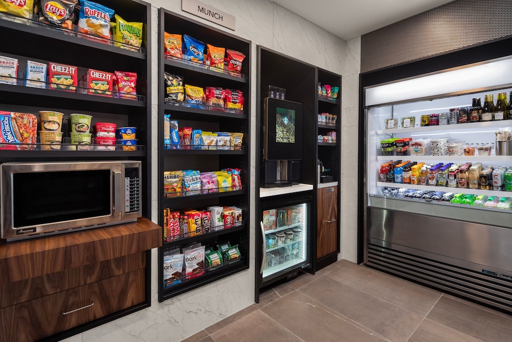 Courtyard by Marriott Bettendorf - photo 13
