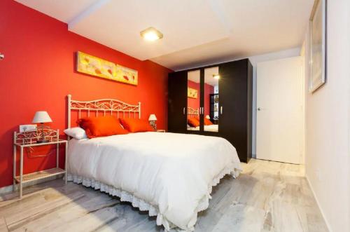 Apartamento Azahar — 4-Star Luxury Hotel in Sevilla, Spain