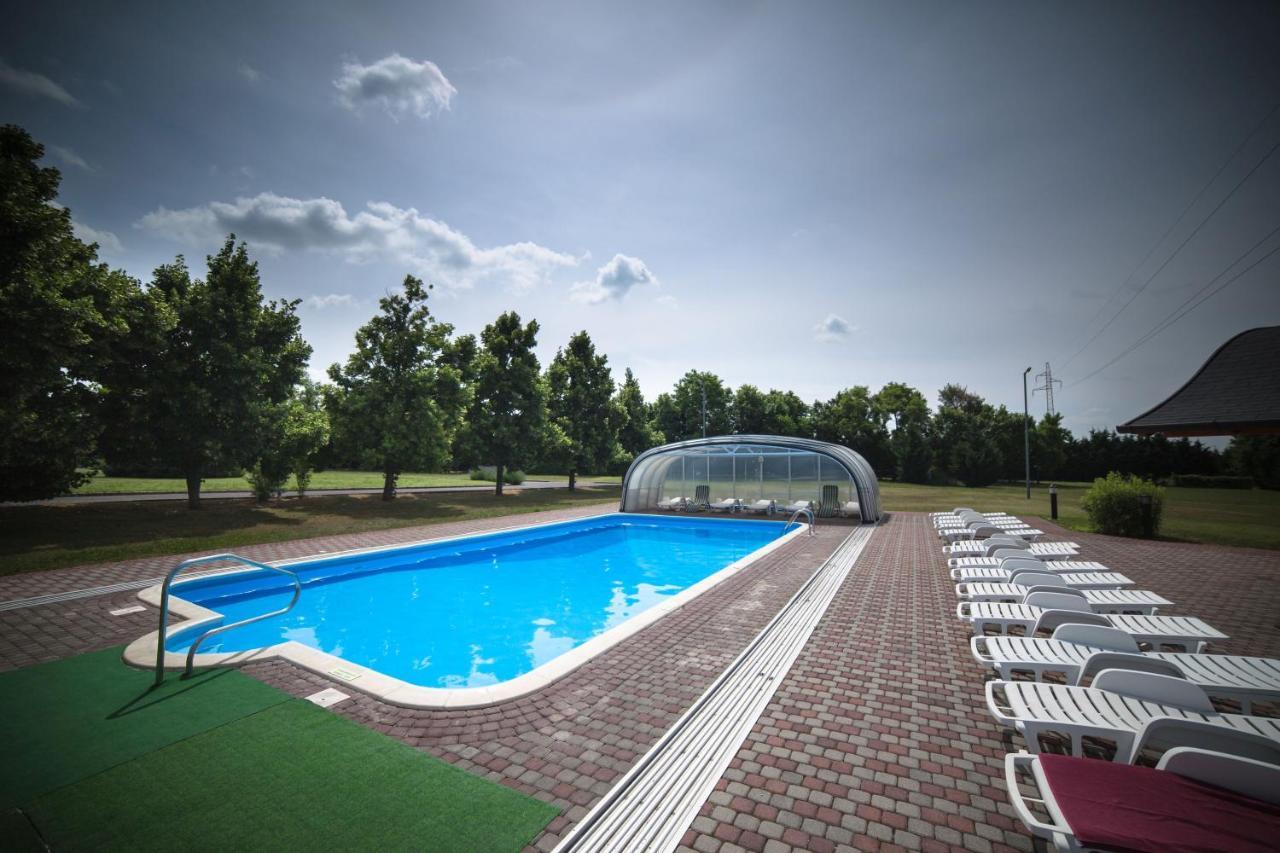 Hotel Ovit — Keszthely