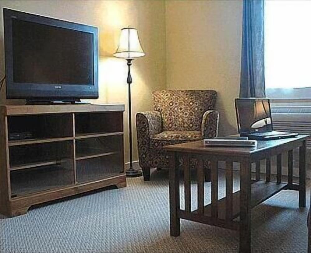 The Colonels Suites Unit 1 - photo 16