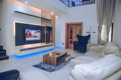 Panoramic Luxury Apartment — 4-Star Luxury Hotel in Abuja, Nigeria
