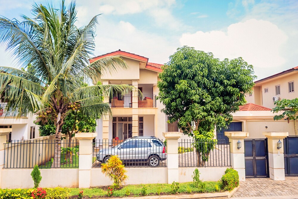 Sandpark Place - last minute hotel in Accra