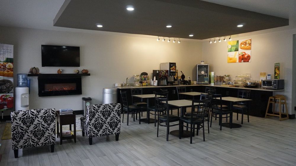 Quality Inn & Suites Lincoln near I 55 - photo 13
