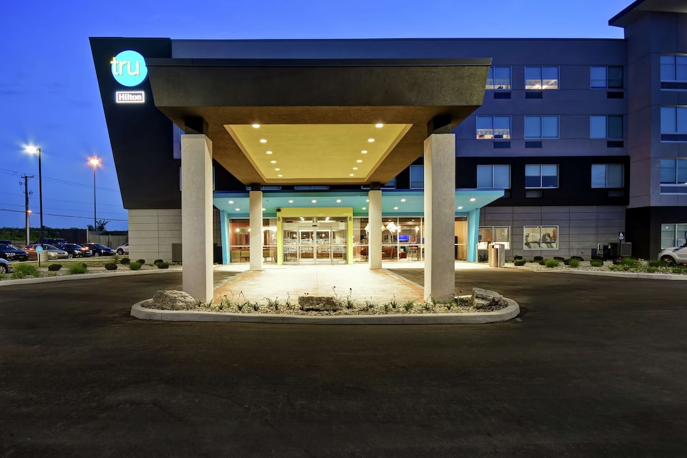 Tru by Hilton Fort Wayne IN - photo 46
