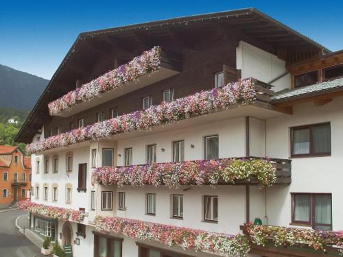 Hotel Garni Stern Bed Breakfast More — Imst