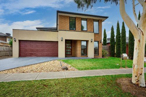 Point Cook Serenity Stay 4 Bedrooms — Point Cook