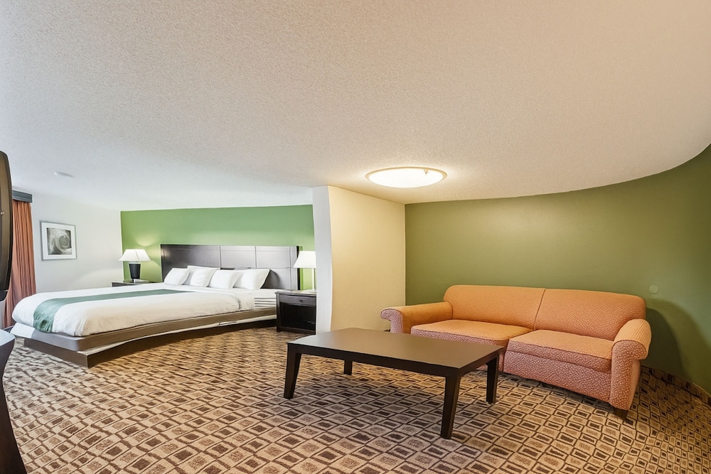 Coratel Plus Suites Wichita West Airport - photo 7
