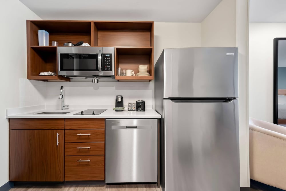 Everhome Suites Amarillo West Medical Center - photo 19