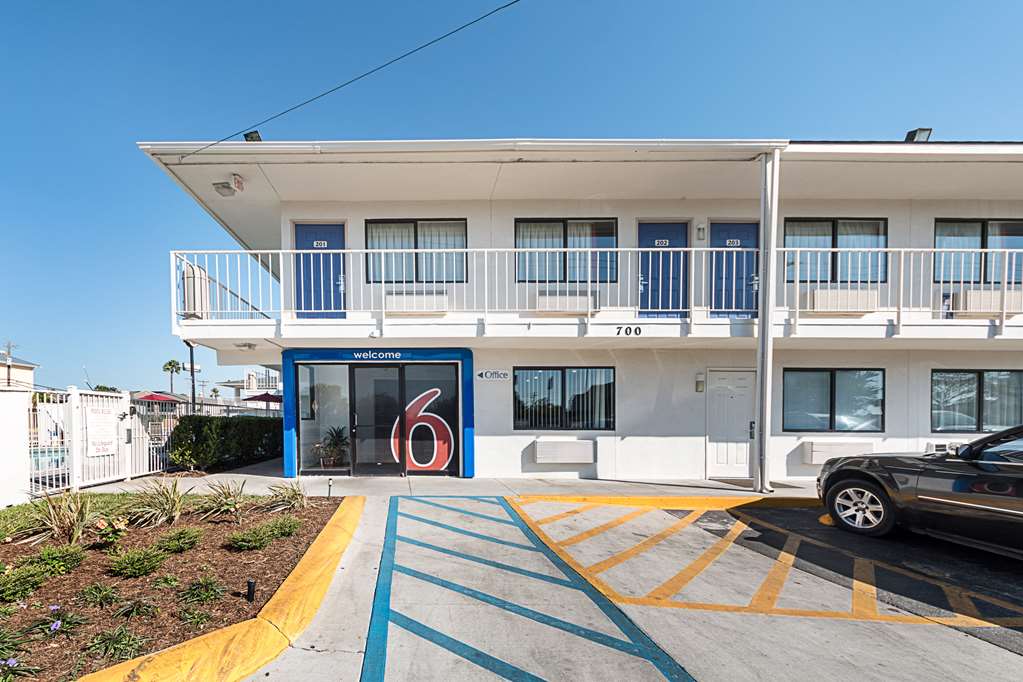 Motel 6 Mcallen TX - featured photo