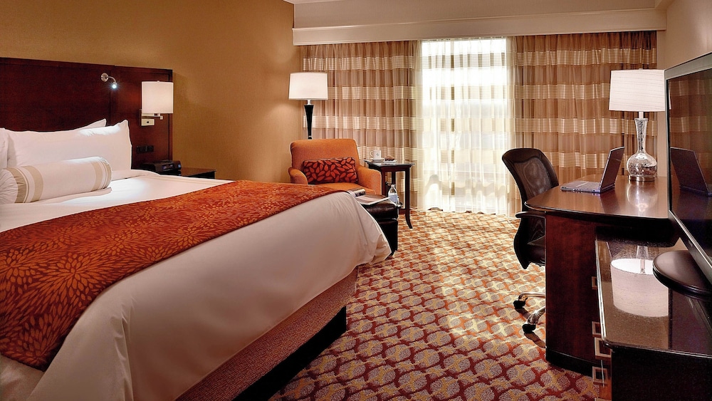 Marriott Louisville East - photo 6