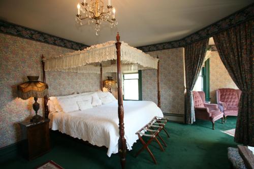 Old Consulate Inn - photo 15