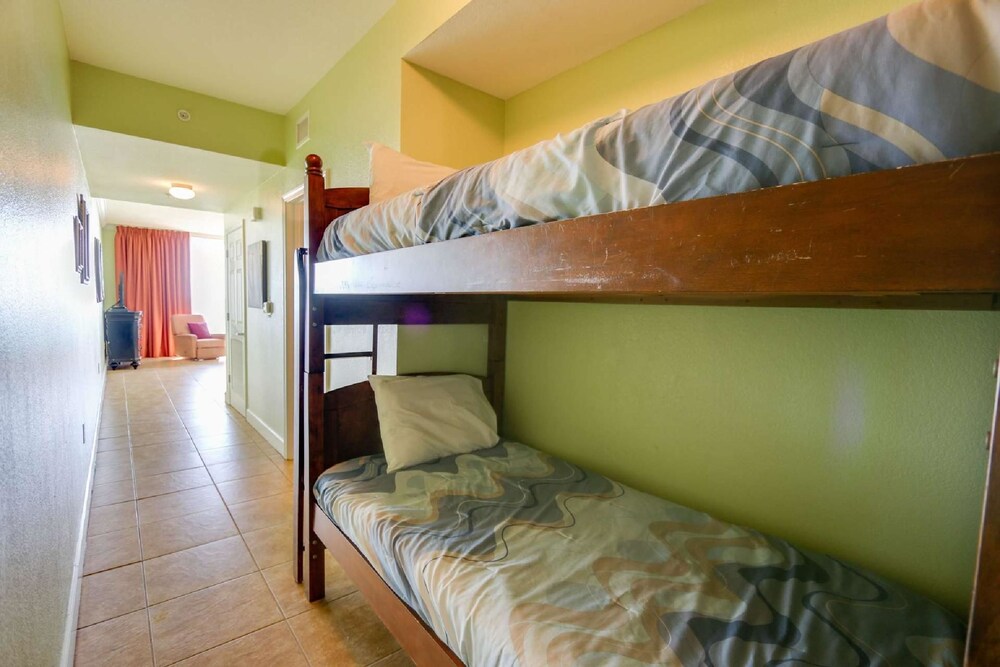 Tidewater Beach Resort 1 Bedroom Apartment - photo 3