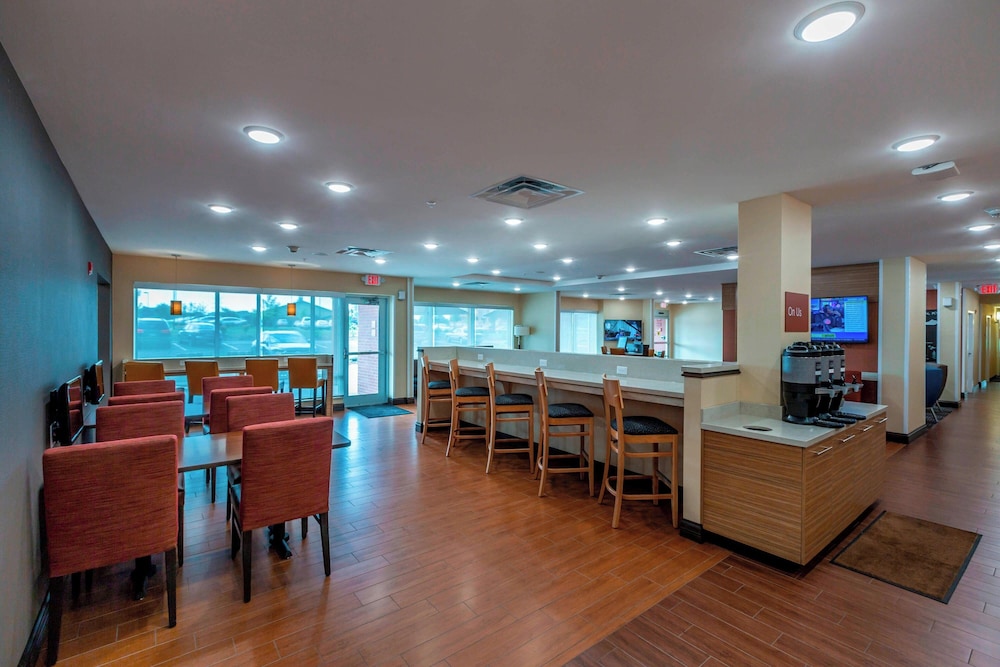 TownePlace Suites by Marriott Lexington Keeneland Airport - photo 21