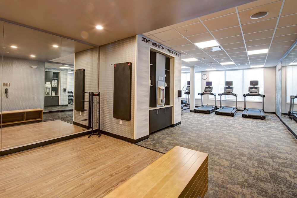 Fairfield Inn & Suites by Marriott Minneapolis North - photo 14
