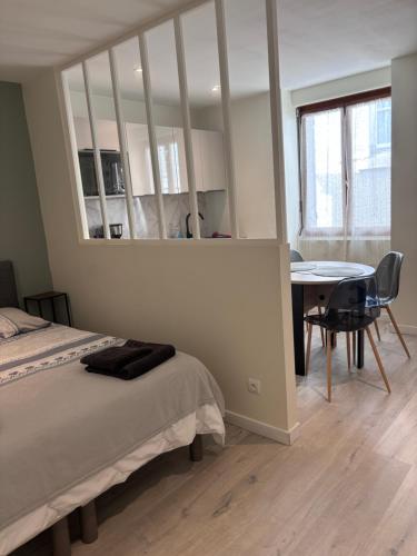 Cocon 2 Calme En Cœur Historique in Perigueux, France