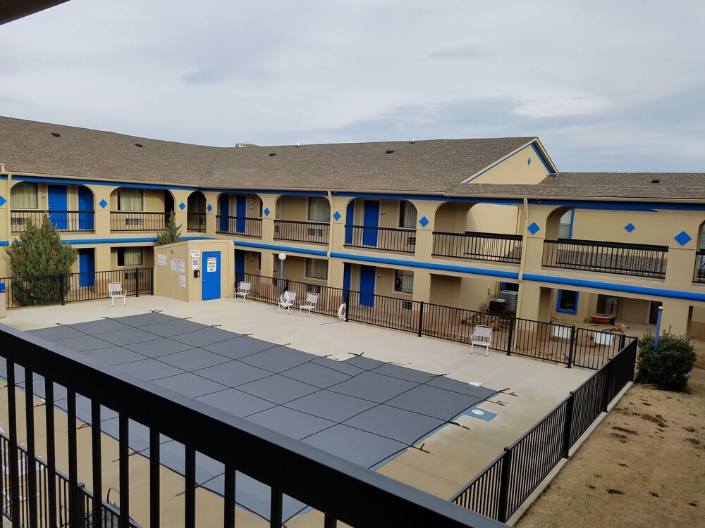 Days Inn By Wyndham Oklahoma City Nw Expressway - photo 48