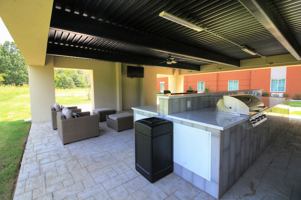 Candlewood Suites Memphis East by IHG - photo 25