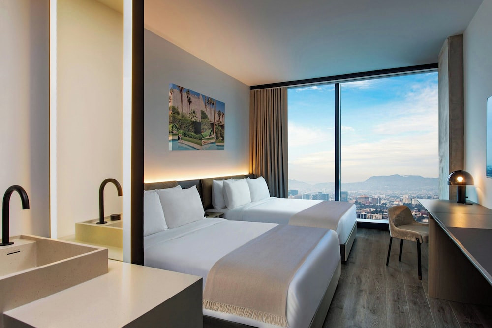 AC Hotel Downtown Los Angeles - photo 18