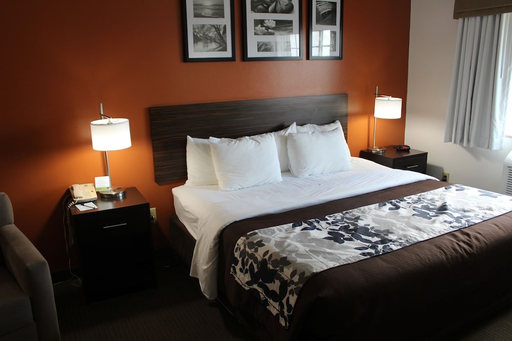 Sleep Inn North Liberty - photo 17