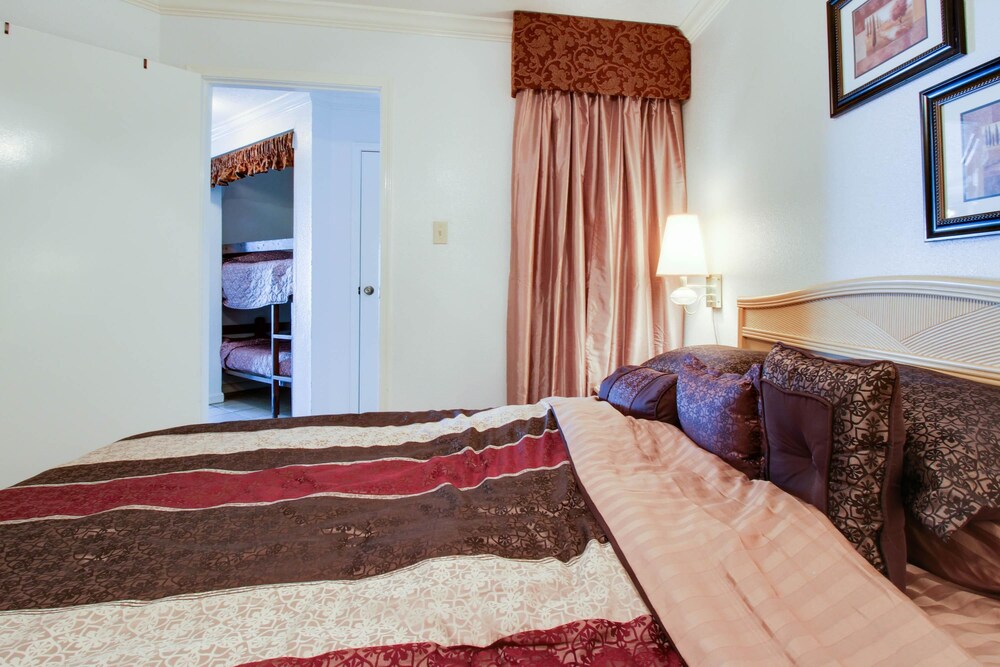 The Victorian - photo 21