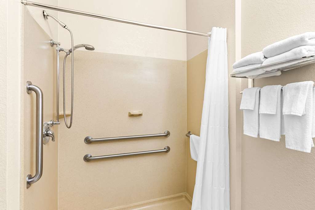 Comfort Suites Grayslake near Libertyville North - photo 15